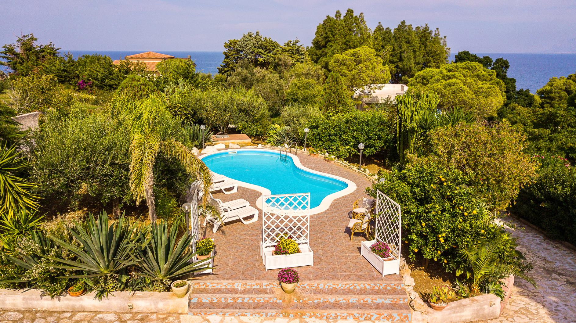 villa-reyna